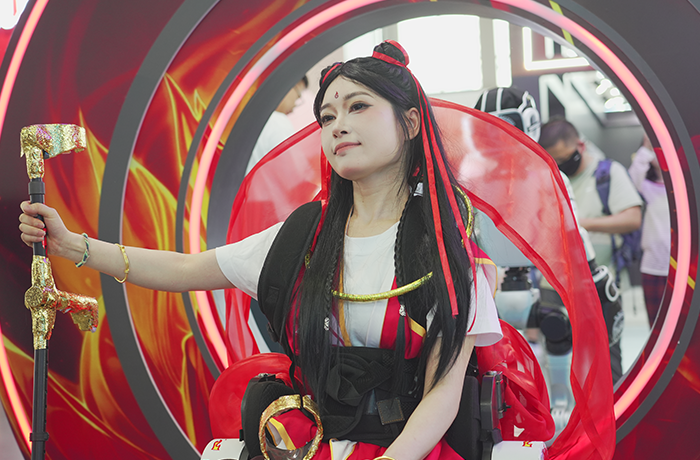  程天科技攜手殘障博主侯羿朵快閃中國國際動漫節(jié)