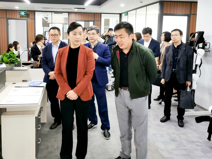 領導關懷丨王文序副省長專題調研程天科技開展“三服務”活動